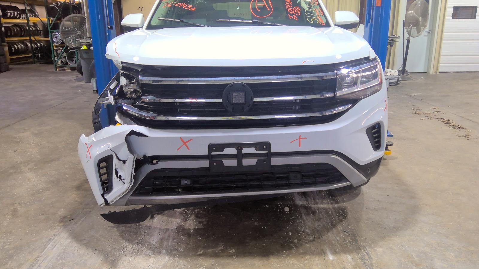 2018-2023 Volkswagen Atlas Sun Visor with Vanity Mirror - Left (Driver) (Used OEM)