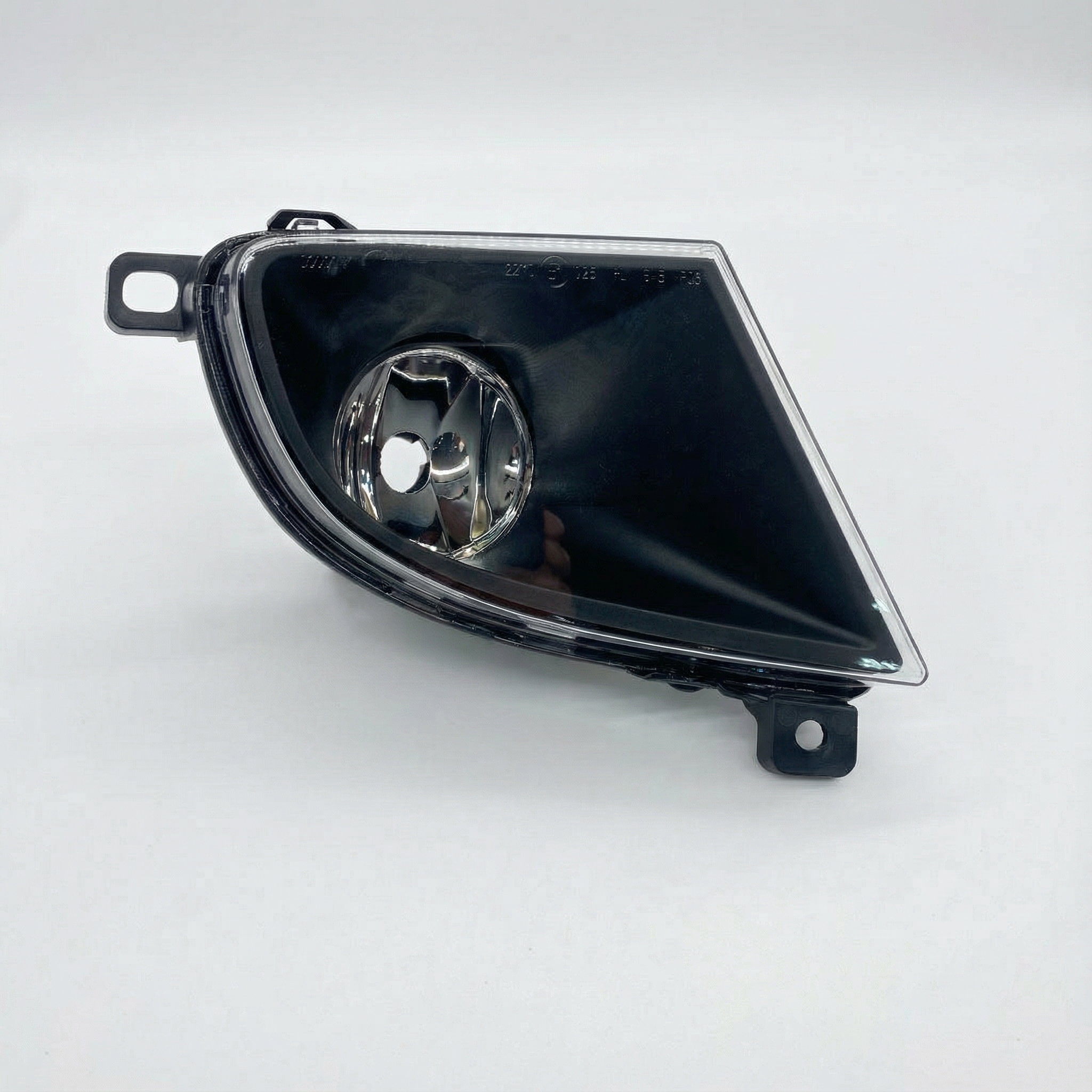 OEM Fog Light for 2008-2010 BMW 528i, 535i, 550i, BMW 528i, BMW 535i, BMW 550i - Front Right (Passenger) (OEM)