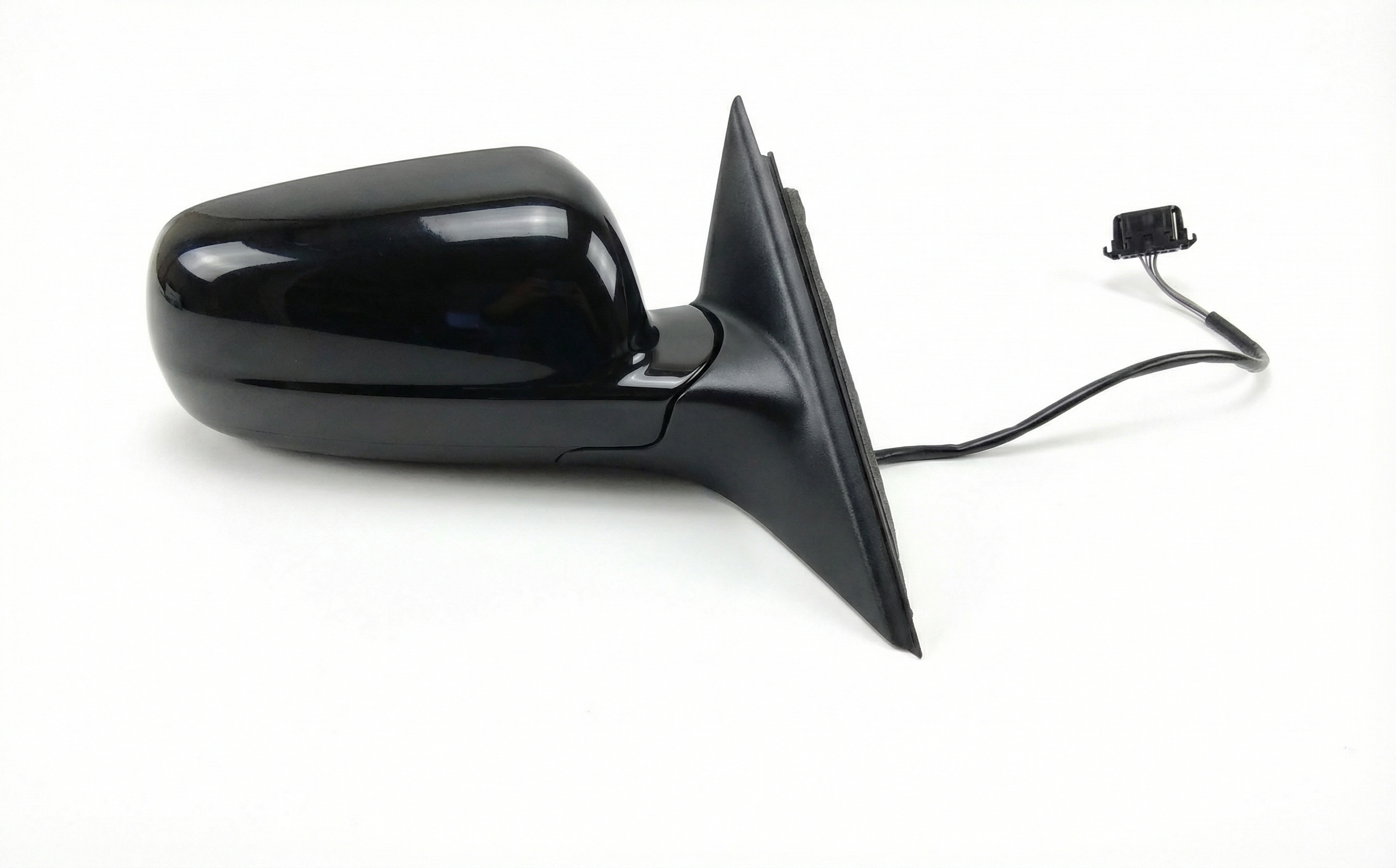 1999, 2000, 2001, 2002, 2003, 2004 Volkswagen Passat Power Door/Side View Mirror - Right (Passenger) (OEM)