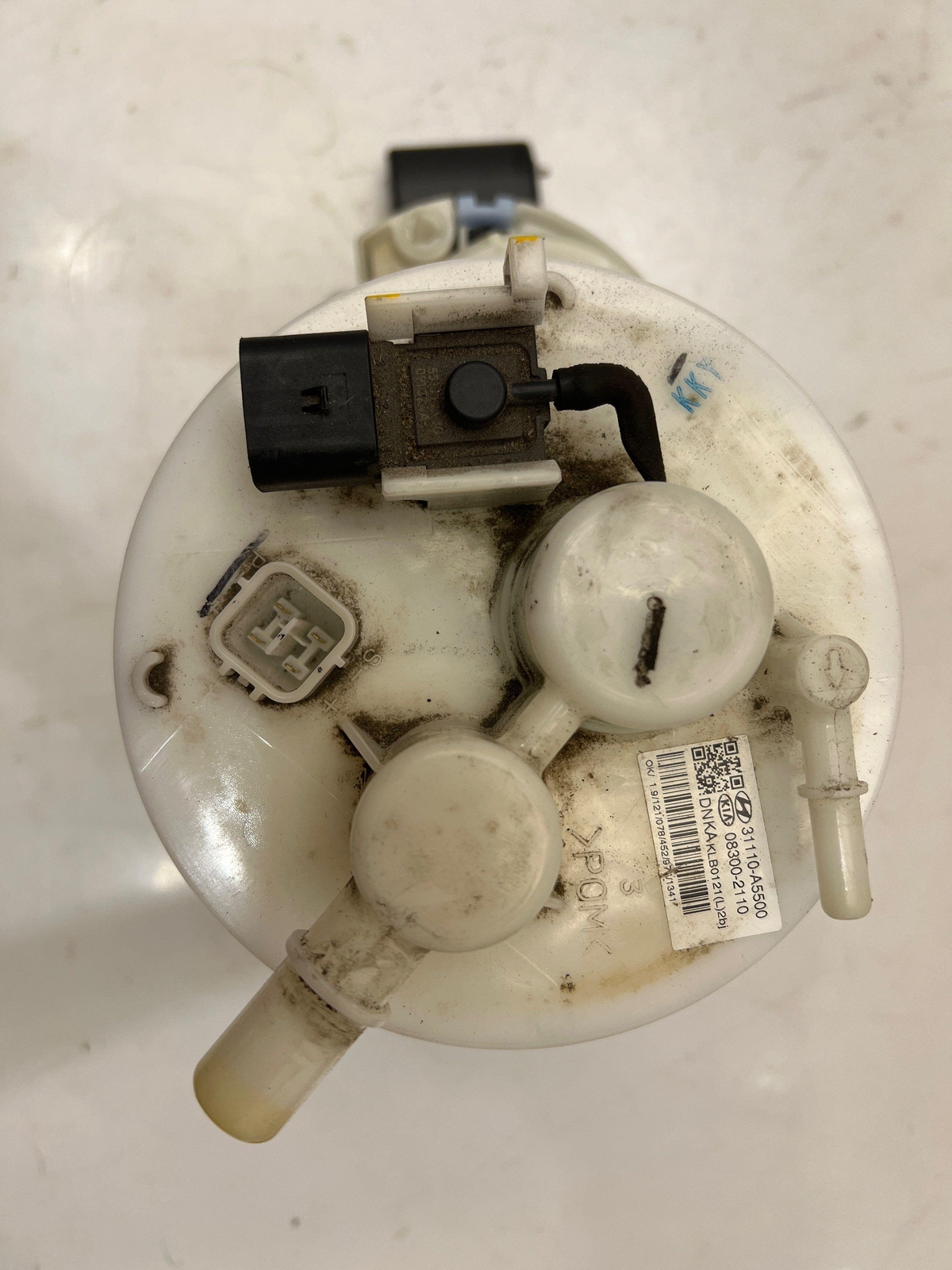 OEM Fuel Pump Assembly for 2013-2016 Hyundai & Kia - Front
