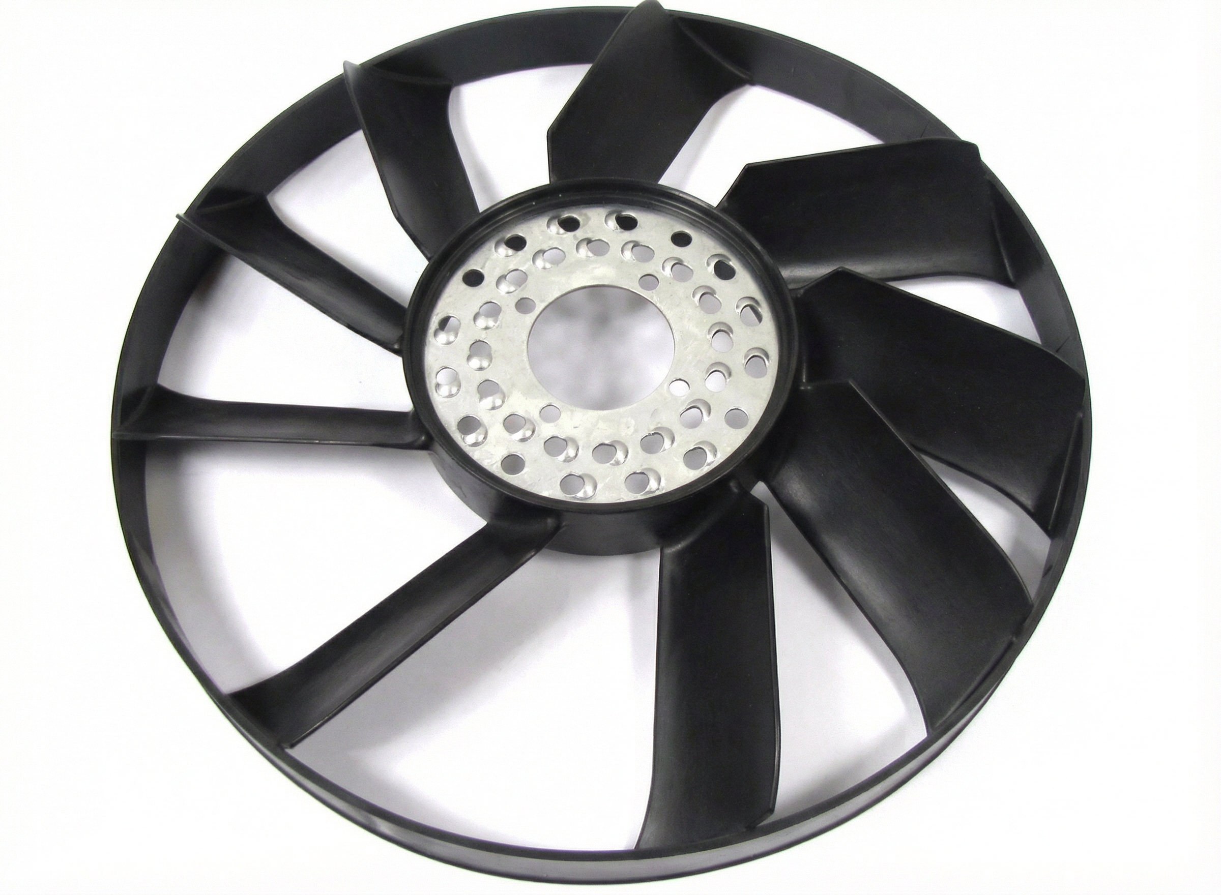 OEM 9-Blade Belt-Driven Engine Cooling Fan Blade for 1995-2004 Land Rover & Rover