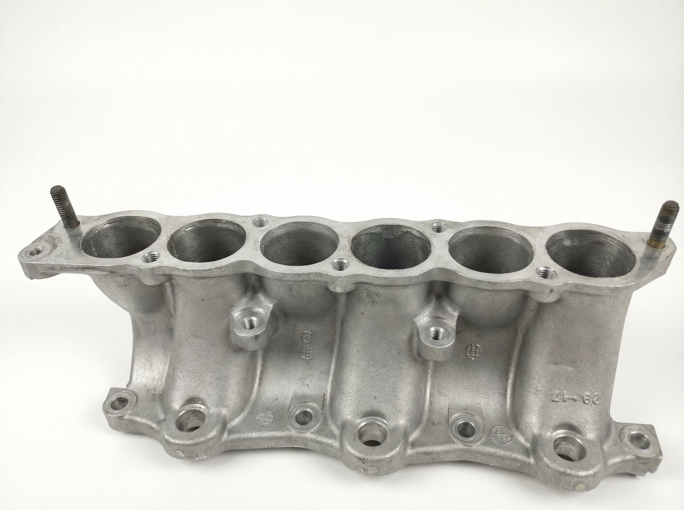 OEM Engine Intake Manifold for 2005-2010 Hyundai & Kia • SPORTAGE, Sportage, TUCSON, Tucson - Lower