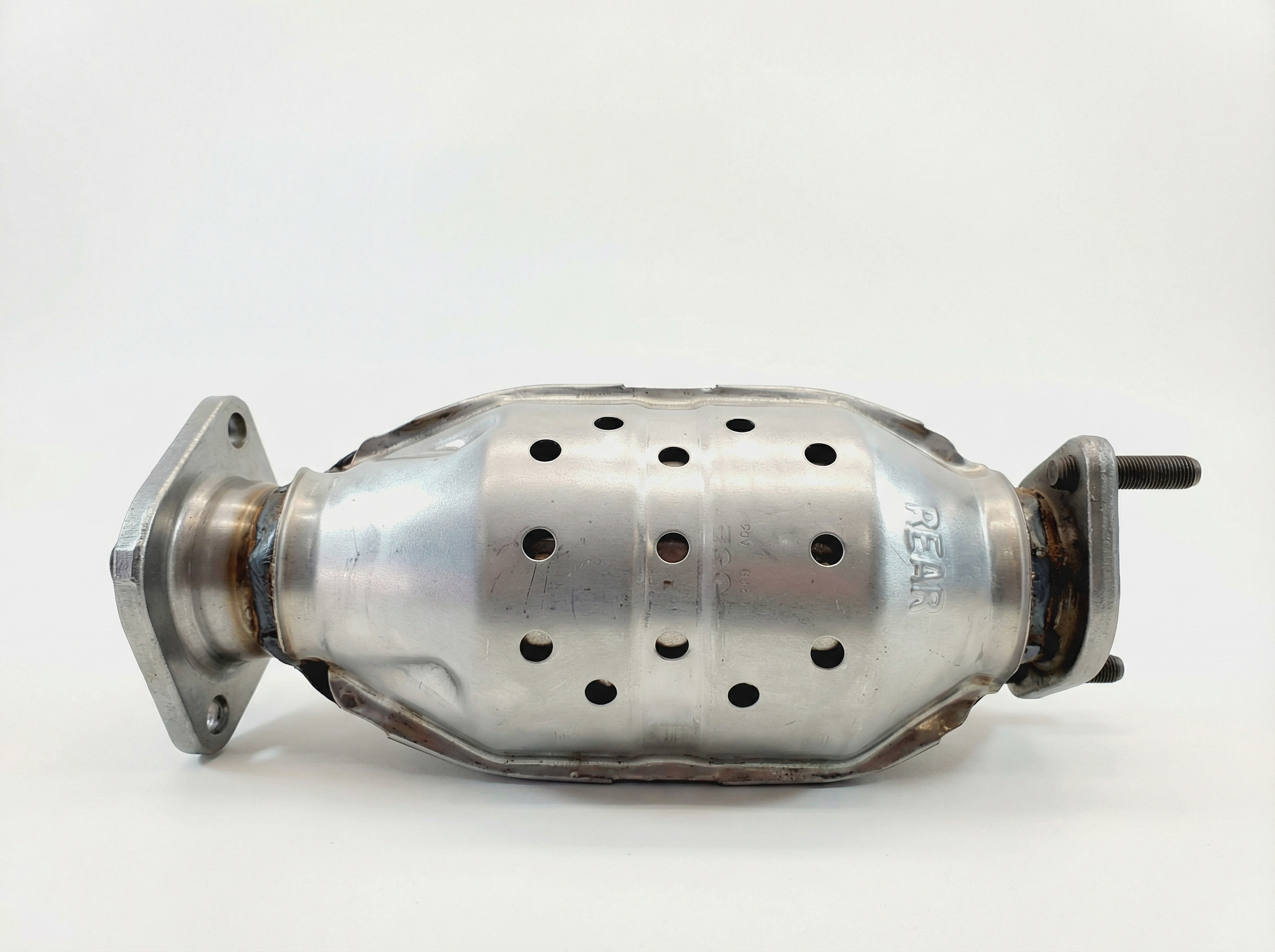OEM Catalytic Converter for 2010-2013 Hyundai & Kia • Santa Fe, Sorento - Rear