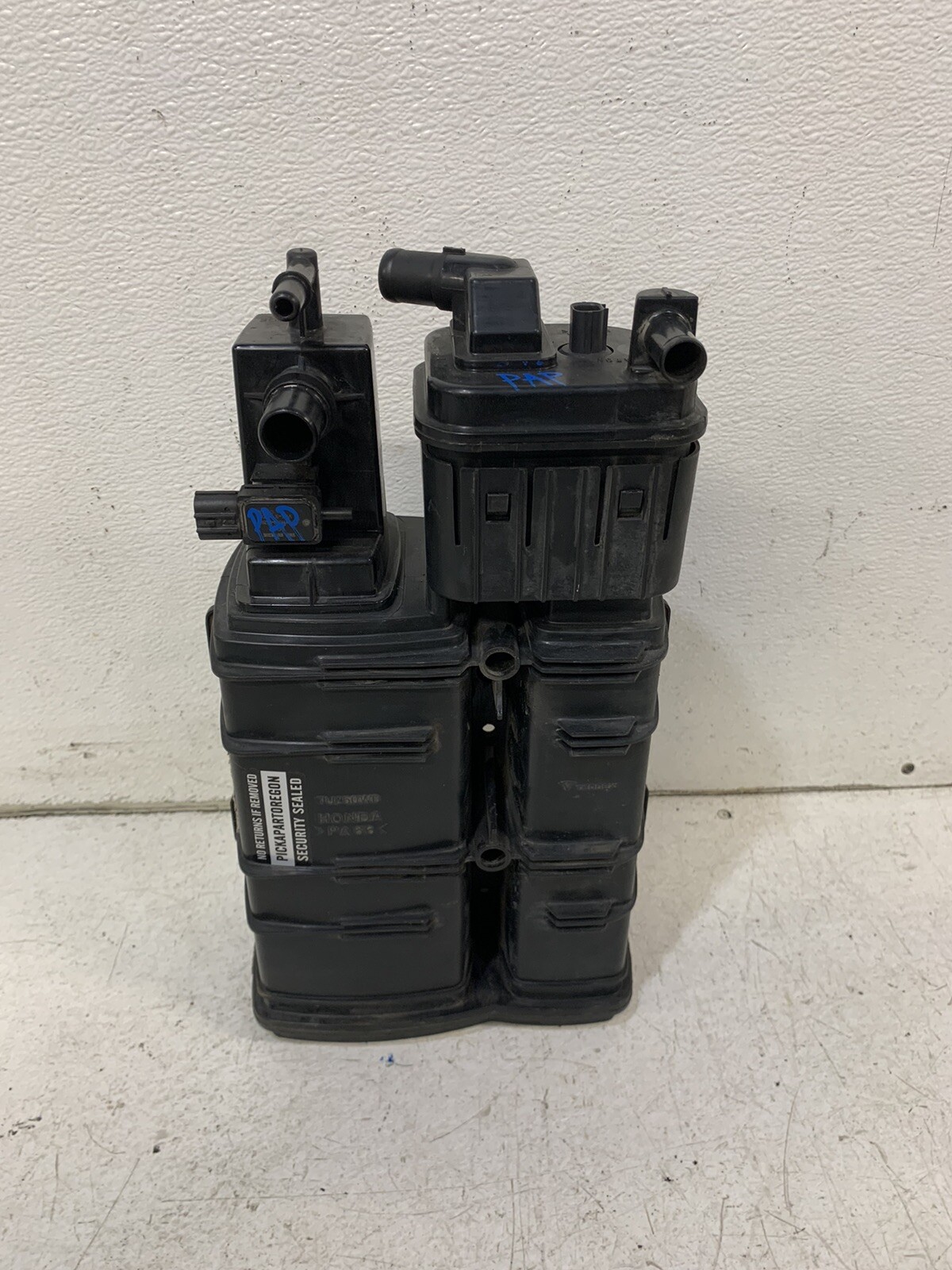 OEM Vapor Canister for 2006-2012 Hyundai & Kia • Accent, Rio, Rio5