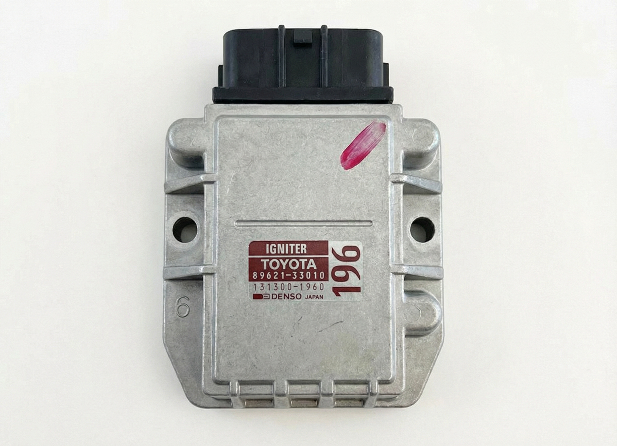 1992, 1993 Lexus ES300 Ignition Coil (OEM)