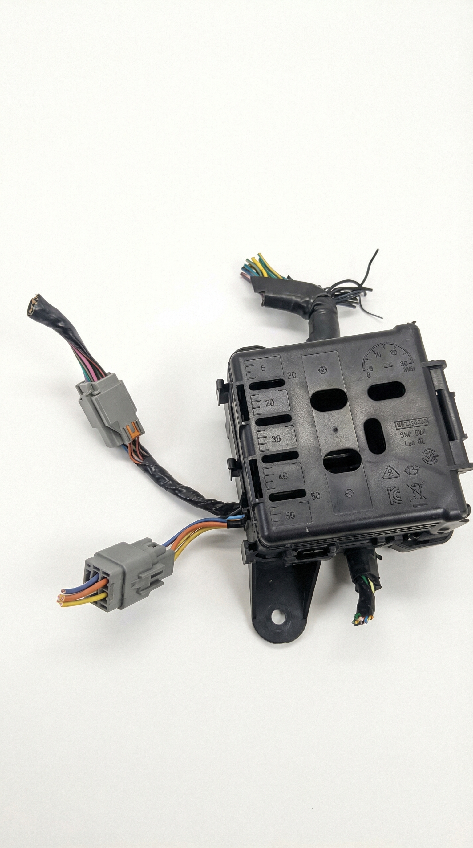 2002, 2003, 2004, 2005 Ford Explorer Cabin Fuse Box (OEM)