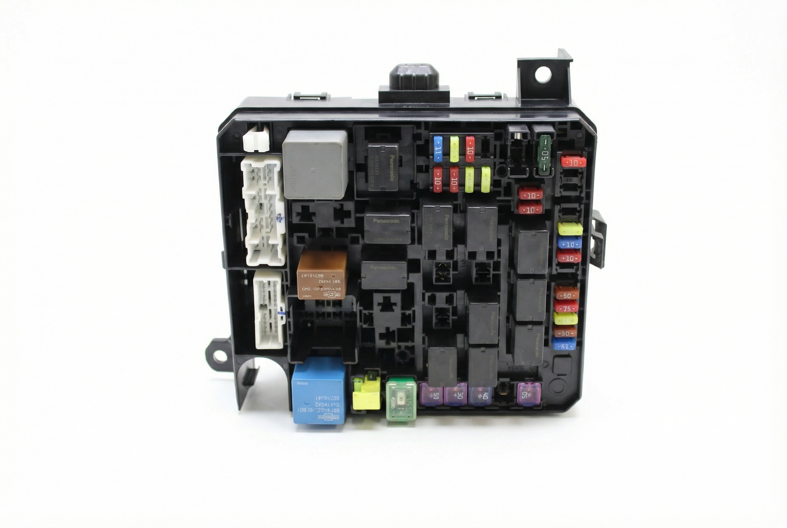 2013 toyota tundra cigarette lighter fuse Toyota Tundra & Sequoia Fuse Box (2001-2025): Why Matching Part Numbers is  Critical