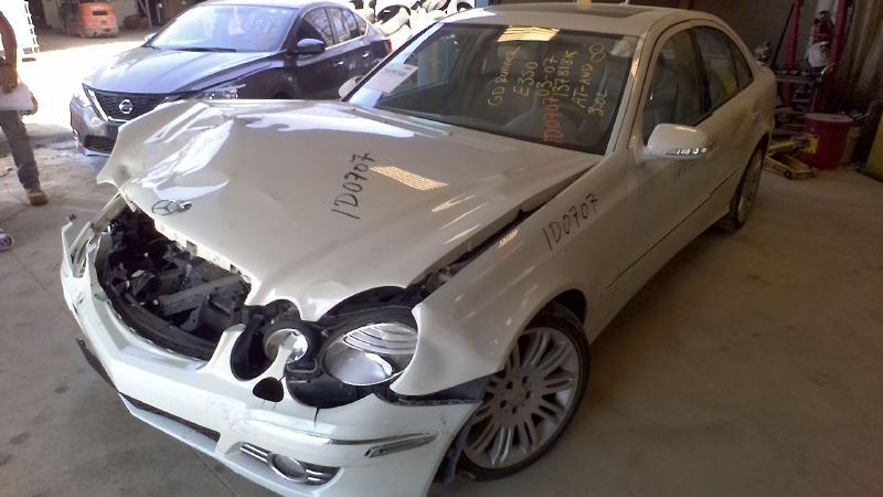 2008-2009 Mercedes-Benz E350 Signal Acquisition and Actuation Module - Front (Used OEM)