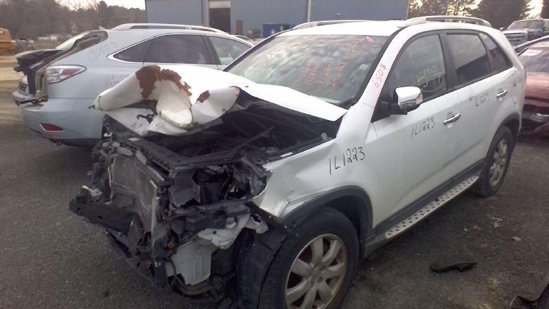 2011-2013 Kia Sorento Intermediate Jackshaft Drive Axle Shaft - Front, Right (Passenger) (Used OEM)