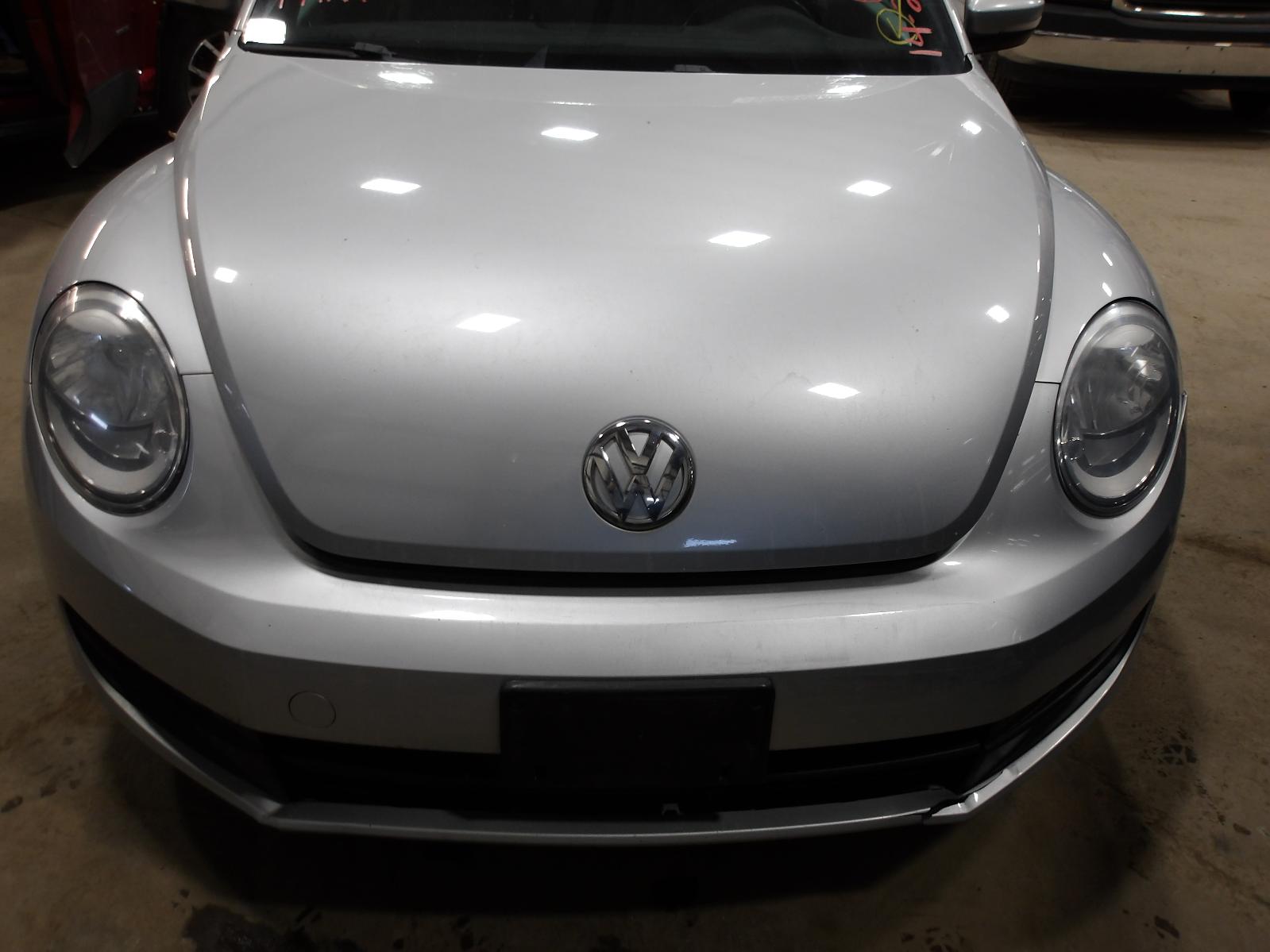 2016 Volkswagen Beetle Gray 17x7 Heritage Style Alloy Wheel (Used OEM)