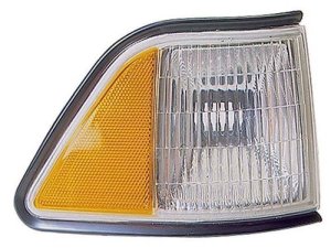 Front Right (Passenger) Side Marker Light Assembly for 1992 - 1995 Dodge Spirit,  4676022, Lens Cover Replacement