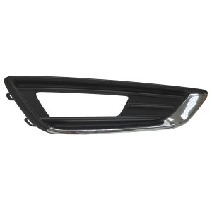 2015 - 2018 Ford Focus Fog Light Trim - Right (Passenger)
