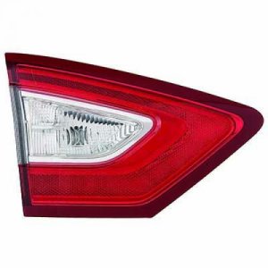2013 - 2016 Ford Fusion Tail Light Rear Lamp - Left (Driver)
