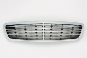 2003 - 2006 Mercedes Benz E350 Grille Assembly