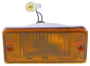 Left (Driver) Side Park Light Assembly for 1982 - 1983 Nissan Sentra, OEM Replacement Lens Cover - Part Number: 2613509A00