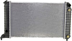 Radiator for Chevrolet S10 Pickup 1994-2003, 4-Cylinder Engine, with Standard Duty Cooling System, Replacement