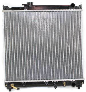 Radiator for Suzuki Sidekick 1991-1998, 1.6L Engine, Replacement