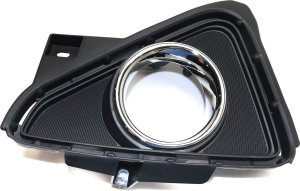 2015 - 2018 Toyota RAV4 Fog Light Trim - Left (Driver)