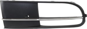 Front Fog Light Molding for Volkswagen Beetle 2013-2019, Right (Passenger) Side, Black with Chrome Insert, Convertible, Replacement