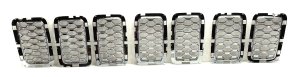 2017 - 2021 Jeep Grand Cherokee Grille Assembly
