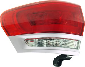 2014 - 2022 Jeep Grand Cherokee Tail Light Rear Lamp - Left (Driver)