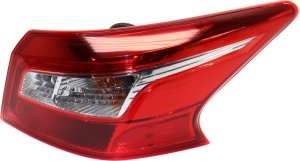 2016 - 2019 Nissan Sentra Tail Light Rear Lamp - Right (Passenger)