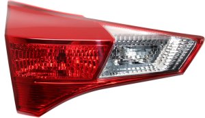 2013 - 2018 Toyota RAV4 Tail Light Rear Lamp - Left (Driver)