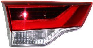 2017 - 2019 Toyota Highlander Tail Light Rear Lamp - Left (Driver)