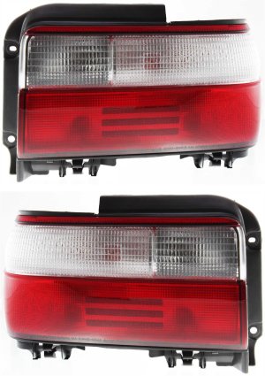 Tail Light Assembly Pair/Set for 1996-1997 Toyota Corolla Sedan, Right (Passenger) and Left (Driver) Replacement