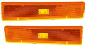 Front Side Marker Light Pair/Set for Ford F-Series Trucks (1980-1986), Includes Right (Passenger) and Left (Driver) Light, Lens and Housing on Fender, Replacement