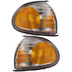 Corner Light Pair/Set for Ford Windstar 1995-1997, Right (Passenger) and Left (Driver), Lens and Housing, Replacement