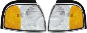 Corner Light Pair/Set for 1998-2000 Mazda Pickup, Right (Passenger) and Left (Driver) Lens and Housing Replacement