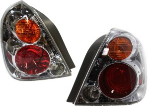 Tail Light Assembly Pair/Set for Nissan Altima 2002-2004, Right (Passenger) and Left (Driver) Side, Replacement