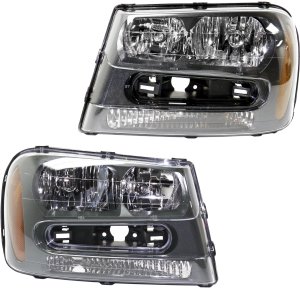 Pair/Set - Composite Headlight Assembly for 2002-2009 Chevrolet Trailblazer, Halogen, Right (Passenger) and Left (Driver) Except 2006-2009 LT / 2008 LS Models - Replacement