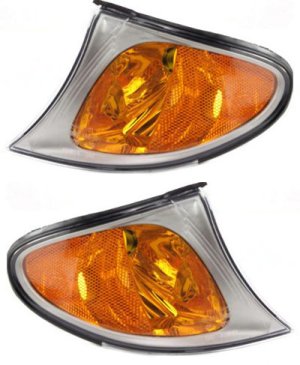 Corner Light Assembly Pair/Set for BMW 3-Series 2002-2005, Right (Passenger) & Left (Driver), Halogen, Sedan/Wagon, with Titanium Surround Trim, Replacement - Fits: 318i, 320i, 325i, 330i.