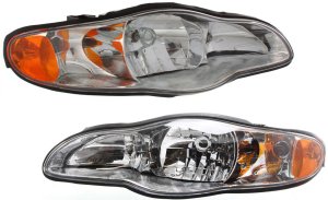 Pair/Set - Headlight Assembly for Chevrolet Monte Carlo 2000-2005, Right (Passenger) and Left (Driver), Composite, Halogen Replacement