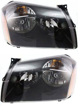 Headlight Assembly Pair/Set for Dodge Magnum 2005-2007, Right (Passenger) and Left (Driver), Halogen with Black Interior, Replacement