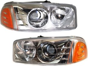 Pair/Set - Headlight Assembly for 2001-2007 GMC Sierra 1500, 2001-2006 Yukon, Yukon XL, Right (Passenger) and Left (Driver), Halogen, Denali Model, Replacement