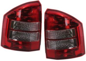 Tail Light Pair/Set for Jeep Compass 2007-2010, Right (Passenger) and Left (Driver), Includes Lens and Housing, Replacement