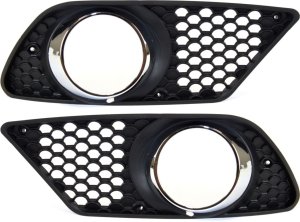 Front Fog Light Molding Pair/Set for Mercedes-Benz C-Class 2008-2011, Right (Passenger) and Left (Driver), Paint to Match, with AMG Package, Replacement