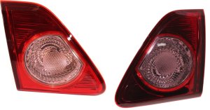 Tail Light Pair/Set for 2009-2010 Toyota Corolla, Right (Passenger) and Left (Driver), Inner Lens and Housing, Built for Japan Vehicles - Replacement