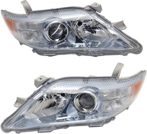 Headlight Pair/Set for 2010-2011 Toyota Camry with Right (Passenger) and Left (Driver) Replacement