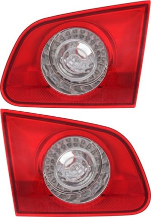 Tail Light Pair/Set for Volkswagen Passat 2007-2010, Right (Passenger) and Left (Driver) Sides, Lens and Housing, Mounted on Liftgate, Wagon - Complete Replacement Pair/Set