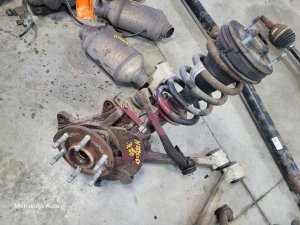 2007-2014 Chevrolet Tahoe Front Steering Knuckle for Aluminum Lower Control Arm - Right (Passenger) (Used OEM)
