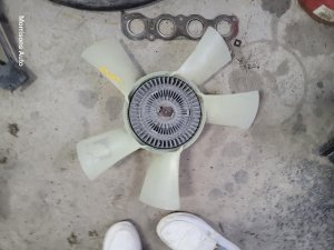 2009-2010 Dodge Ram 1500 Engine Cooling Fan Clutch (Used OEM)