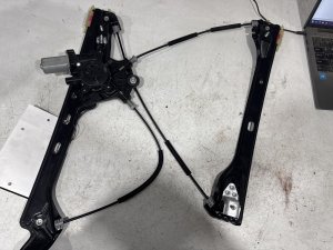 2019-2025 Chevrolet Blazer Power Window Regulator - Front, Right (Passenger) (Used OEM)