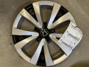 2022-2026 Honda Civic Silver 16 Inch 5-Spoke Wheel Cover (Used OEM)