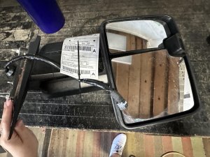 2015-2019 Chevrolet Silverado 3500 HD White Door/Side View Mirror - Left (Driver) (Used OEM)