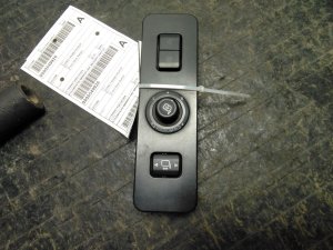 2011-2016 Ford F-350 Super Duty Door Mirror Memory Switch (Used OEM)