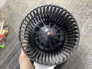 2024-2026 Hyundai Santa Fe HVAC Blower Motor (Used OEM)